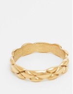 waterproof stainless steel engraved crosses band ring with in gold